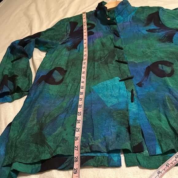 Ali Miles 80% rayon 20% nylon button-down top - Picture 10 of 10